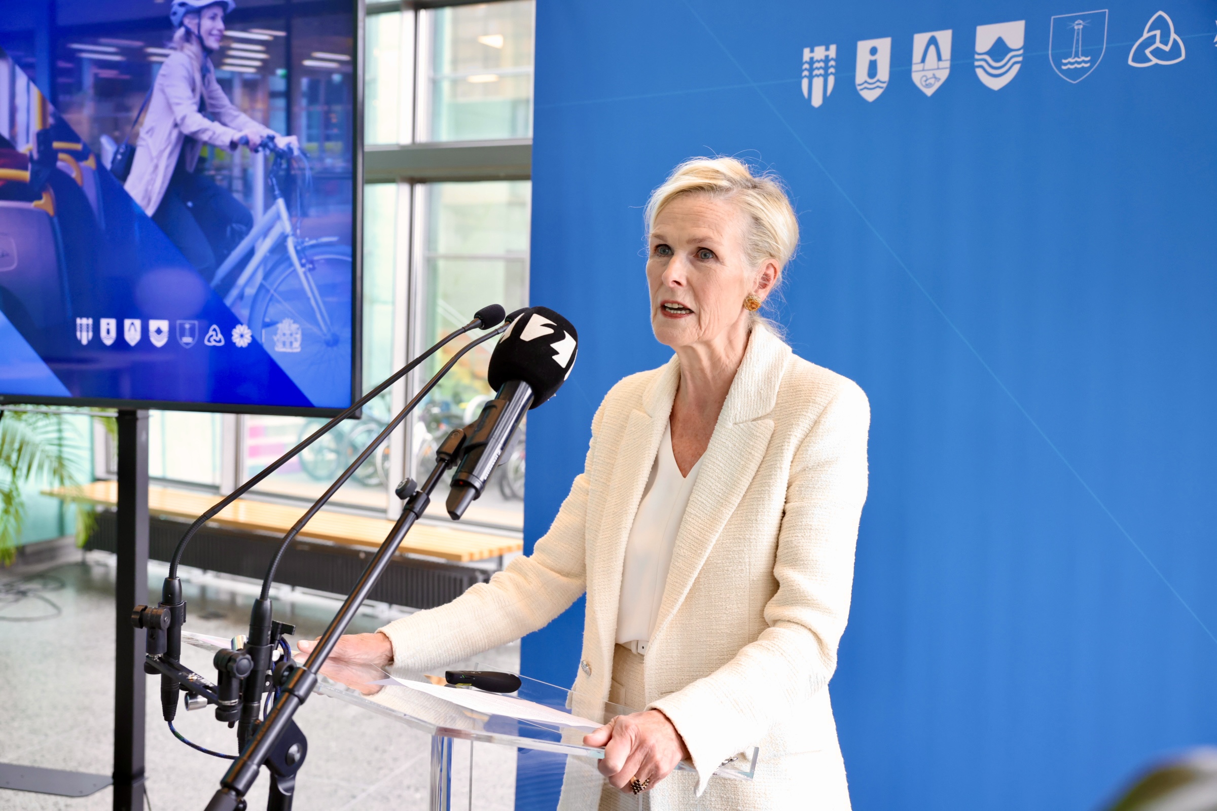 Ríkið og sex sveitarfélög gera samkomulag  um uppfærðan samgöngusáttmála