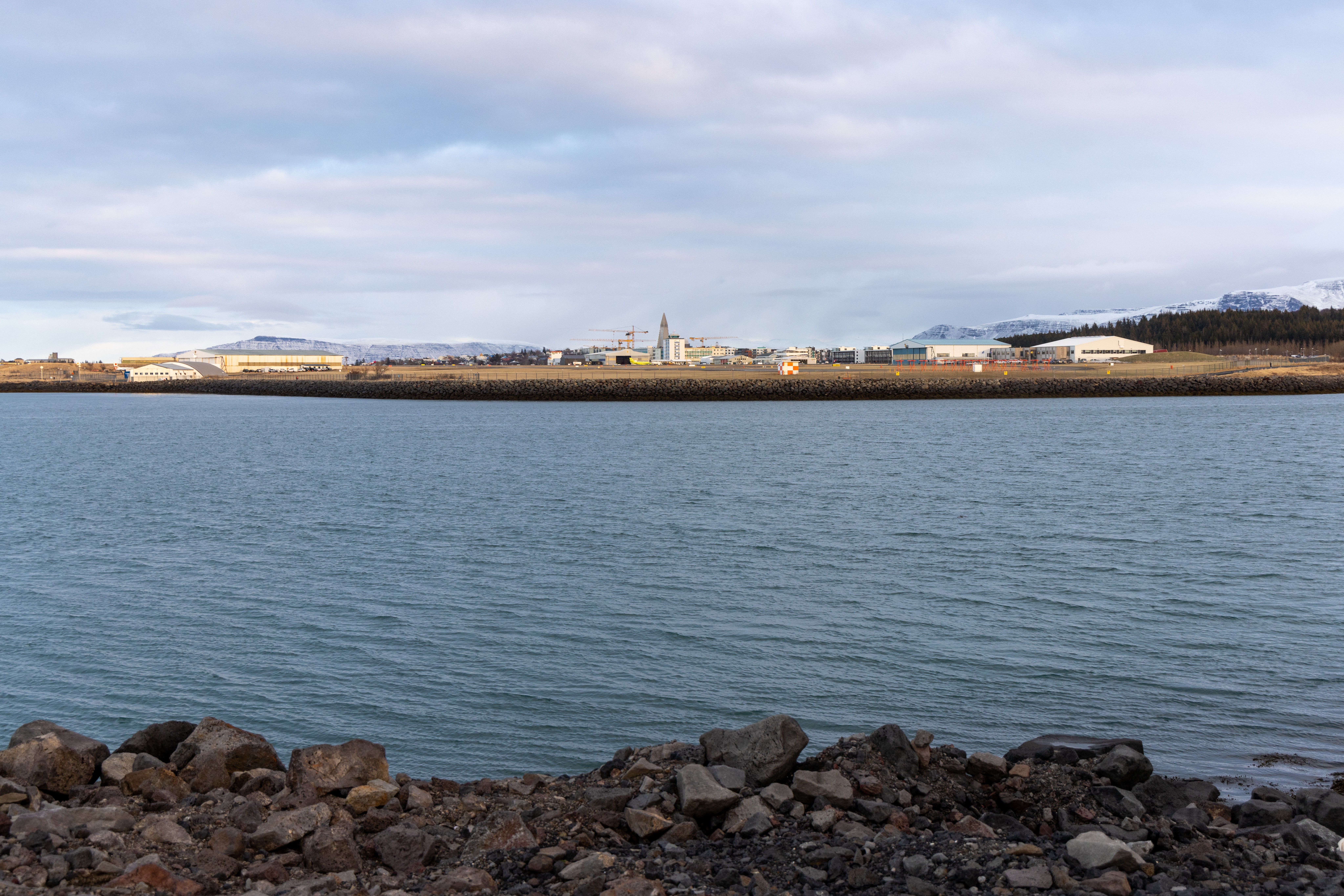 Áhrifum framkvæmda við Fossvogsbrú á starfsemi Reykjavíkurflugvallar haldið í lágmarki